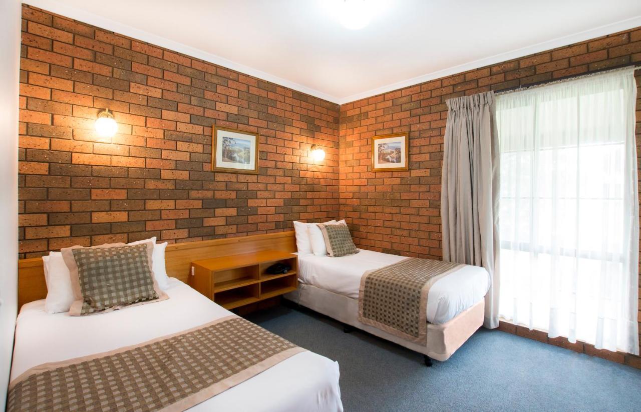 Sportslander Motor Inn Moama Zewnętrze zdjęcie